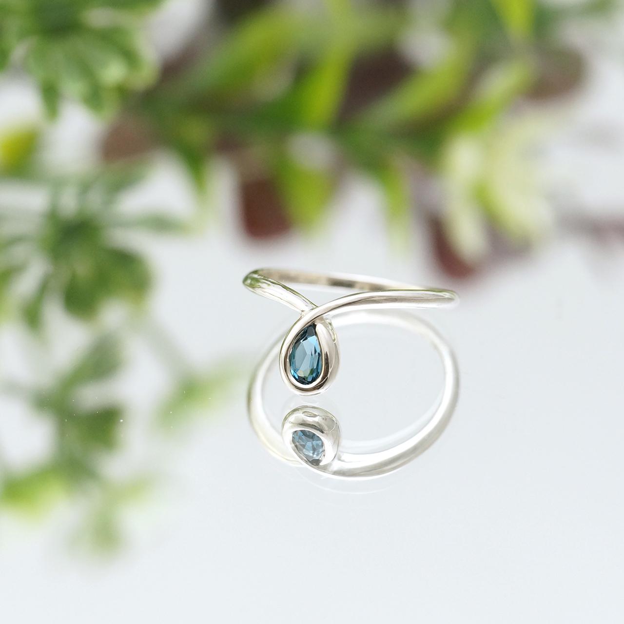 現品セール ロンドンブルートパーズ 7号 ひとふでリング