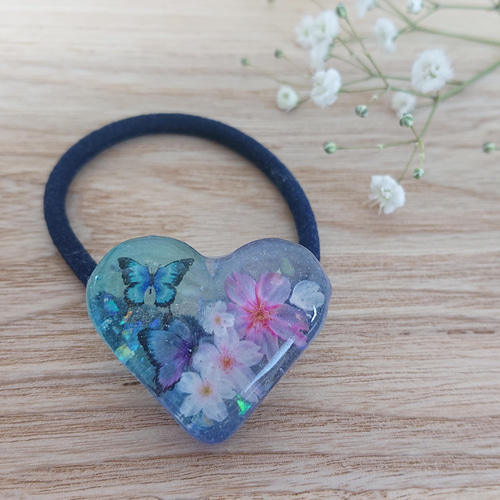 青い蝶×桜のレジンヘアゴム ヘアゴム Kemko 通販 13667848｜Creema