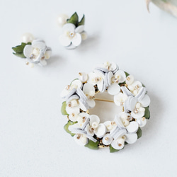 革花　春の白いお花ブローチ 4枚目の画像