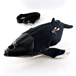 Design No.HW110a - 【鯨と共に】ザトウクジラ・ショルダーバッグ 1枚目の画像