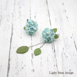 紫陽花ピアス　水色系B-4 2枚目の画像