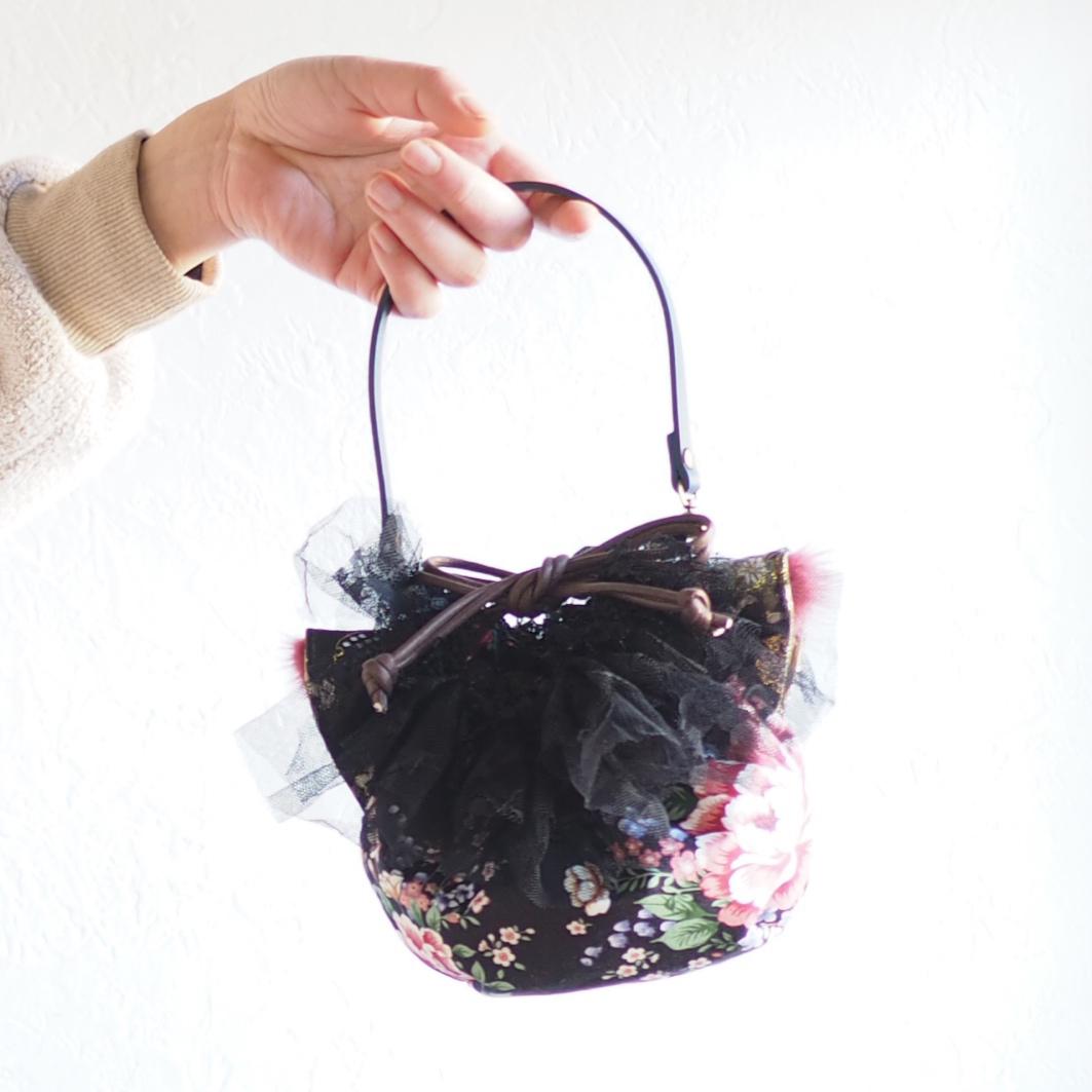 夜に咲く黒猫型ポシェット。台湾花柄×チュールレース｜艶と静けさをまとう2wayバッグ｜一点もの