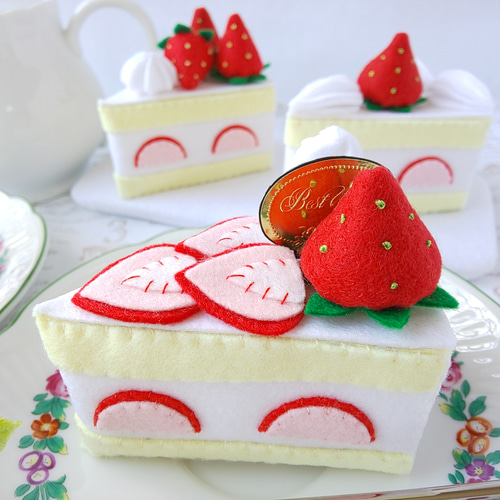 フェルトのおままごと＊いちごのショートケーキ3個セット＊食品