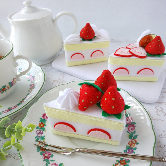 フェルトのおままごと＊いちごのショートケーキ3個セット＊食品