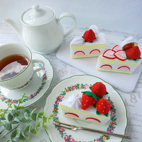 フェルトのおままごと＊いちごのショートケーキ3個セット＊ケーキ屋さん 2枚目の画像