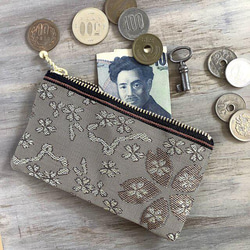 畳縁　硬幣錢包　名片夾　日式　櫻花盛開　淺褐色的 第3張的照片