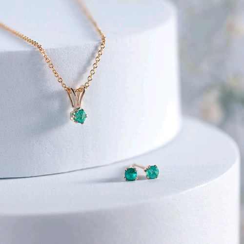 再販】エメラルド一粒ピアス◇3mm【14kgf/サージカルステンレス】5月