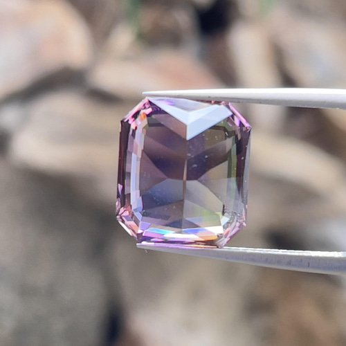 アメトリンルース 美しいアメトリン 11.77カラット 美しい アメトリンルース 美しいアメトリン 11.77カラット 美しい