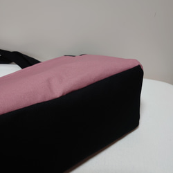 ꕤ受注製作ꕤ　黒×くすみピンク　帆布　サイドポケット　肩掛けトートバッグ 5枚目の画像