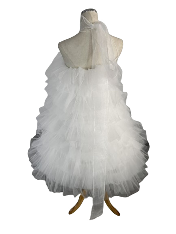 豪華！ウェディングドレス 柔らかく重ねたチュールスカート ミモレ丈  前撮り 可愛い ソフトチュール 3枚目の画像