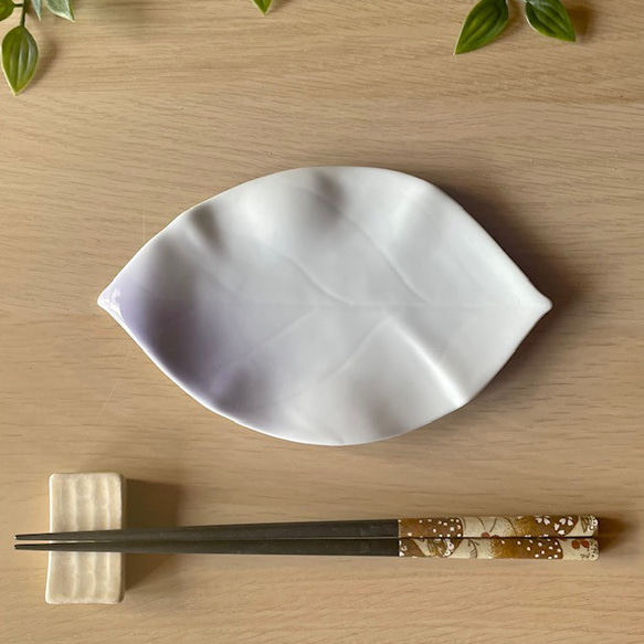 若葉型プレート・小　虹色　和モダン 12枚目の画像