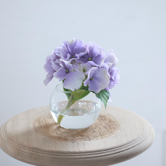 （水換え不要）紫陽花の丸ガラス花瓶挿し　パープル 2枚目の画像