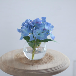（水換え不要）紫陽花の丸ガラス花瓶挿し　ブルー 6枚目の画像