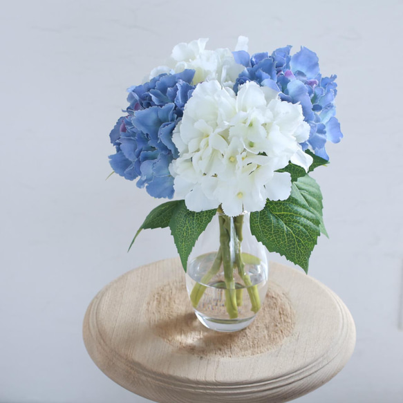 ブルー×ホワイト●紫陽花の花瓶挿し（水換え不要•枯れない） 7枚目の画像