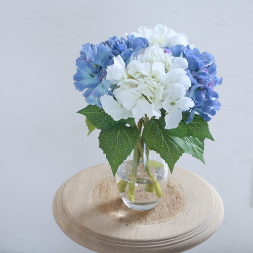 ブルー×ホワイト○紫陽花の花瓶挿し（水換え不要•枯れない