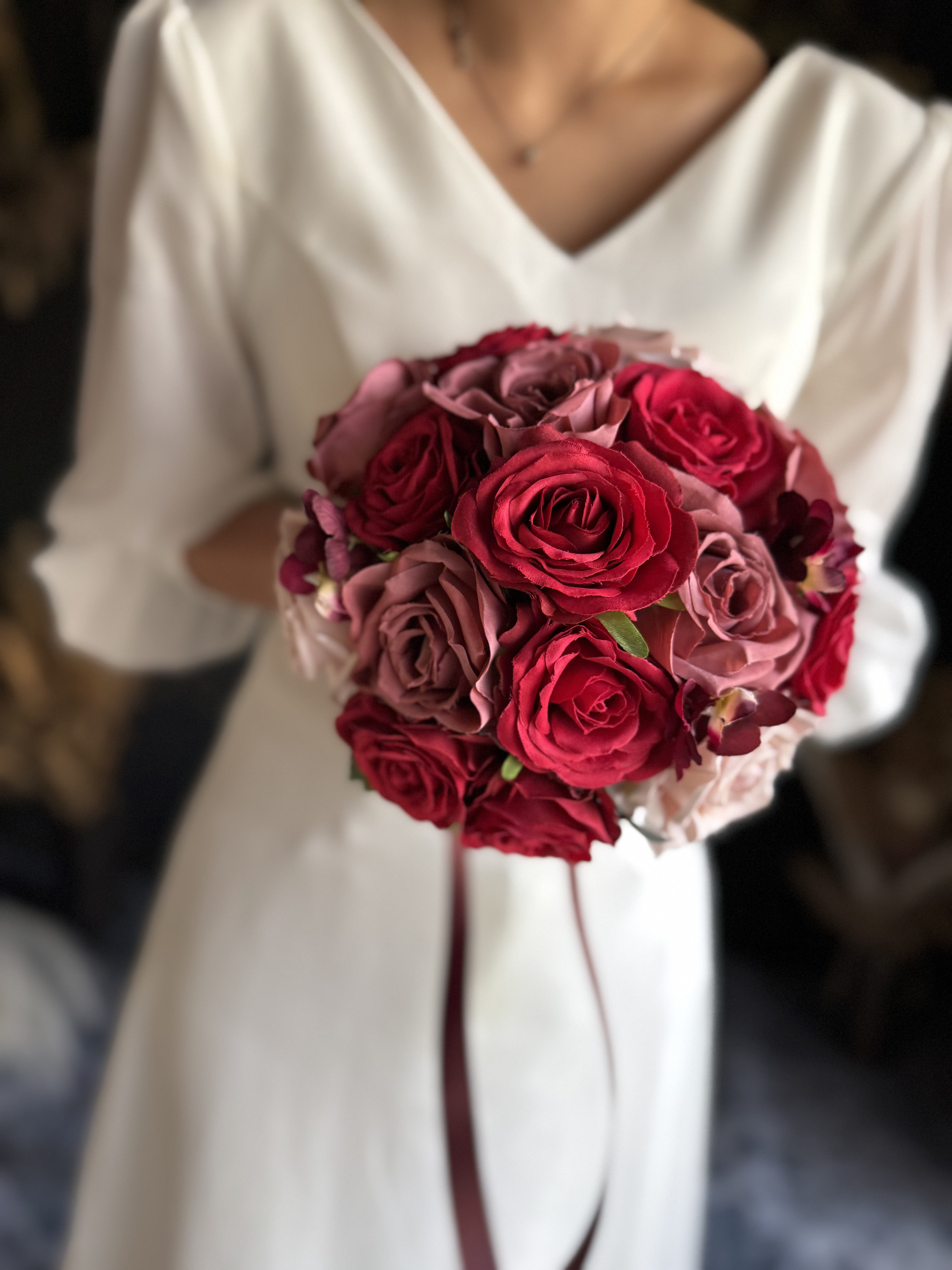 【送料無料】赤バラ×くすみピンクラウンドブーケ☆ブートニア