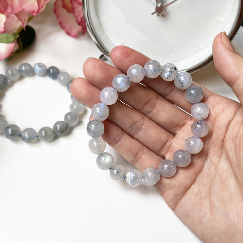 ꙳★*♡maron♡꙳★様ハンドメイドブレスレット ブルームーンストーン～白露～ 5c05a680482547a6059f06567bddf4