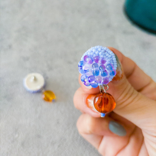 ビーズ刺繍キット》紫陽花ピアス/イヤリング 動画を見ながら作る