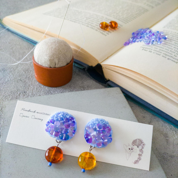 《ビーズ刺繍キット》紫陽花ピアス/イヤリング　動画を見ながら作るアクセサリー｜アジサイ　チェコビーズ 1枚目の画像