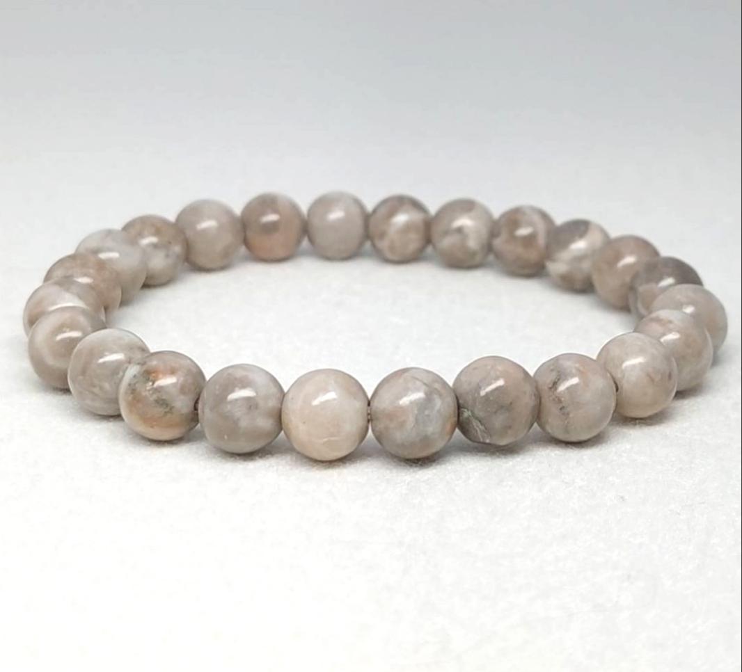 日本銘石》 土佐桜 天然石ブレスレット 未来を変えるエネルギーを持つ
