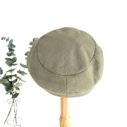 母の日に ころん キャスケット 綿麻キャンバス マカロン カーキグリーン コンパクト Mサイズ くるみボタン 帽子 4枚目の画像