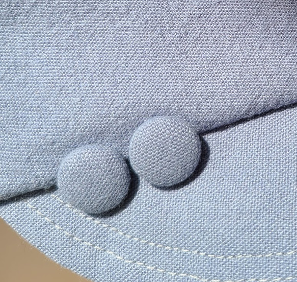 ころん キャスケット 綿麻キャンバス マカロン ブルーグレー コンパクト 大人かわいい Mサイズ くるみボタン 帽子 7枚目の画像