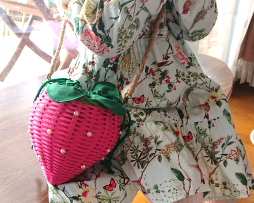 いちごモチーフ付きかごバッグ♡ピンクギンガ厶♡axes femme kawaii いちごモチーフ付きかごバッグ♡ピンクギンガ厶♡axes femme kawaii