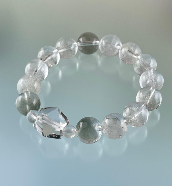 マニハール産水晶ブレスレット マニハール産水晶 8mmブレスレット アソート