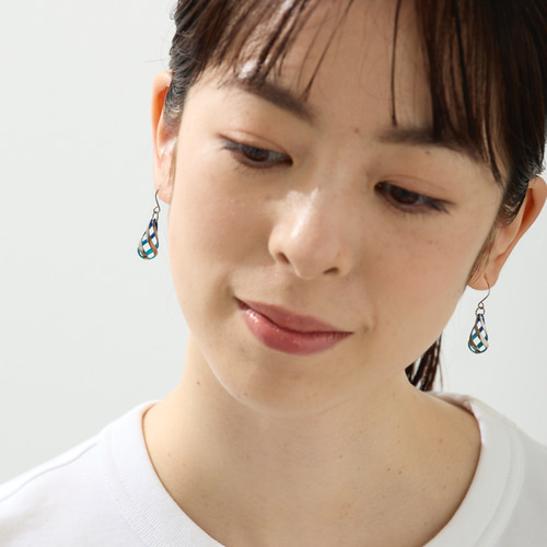 純チタン製 ピアス「巡る」 セミオーダー 金属アレルギー対応 ピアス 
