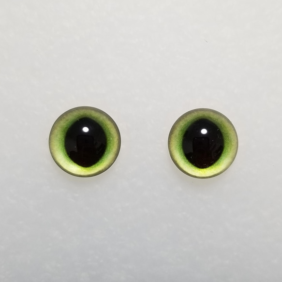 Q25　猫の瞳　１２㎜　グラスアイ　羊毛フェルト用 1枚目の画像