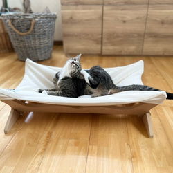 【リアルダウン使用】 ハンモックタイプの 羽毛ペットベッド　猫用　ダウン使用 1枚目の画像