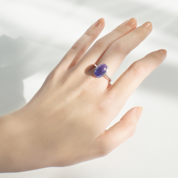 玄紫星河 | 紫水晶 橢圓 簡約 純銀戒指 天然水晶戒指 第4張的照片