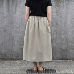 コットンリネン ギャザースカート（生成り）リネン 麻 ロング マキシ ポケット 4枚目の画像