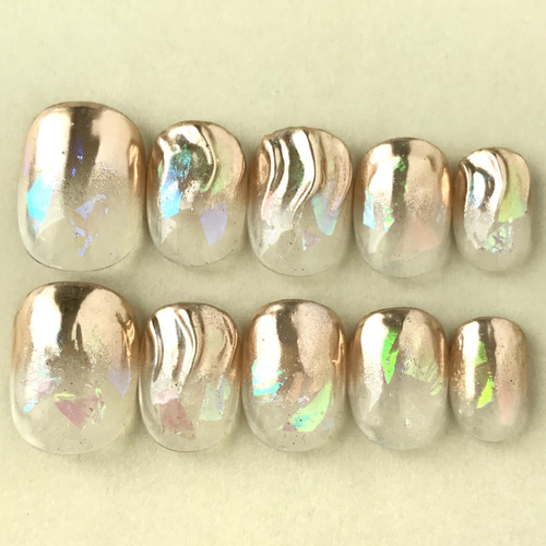 ゴールドのグラデーションネイル ネイルチップ ミラーネイル金 クリア  