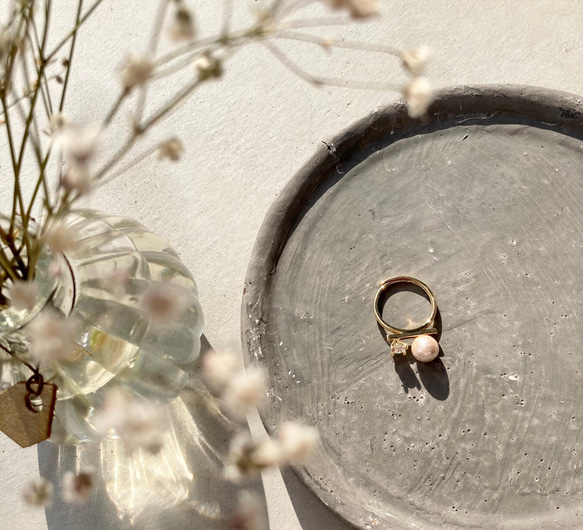 セール　SALE　ジルコニア&コットンパールフリーサイズリング　指輪　18kgpゴールド ホワイト　金属アレルギー　春 3枚目の画像