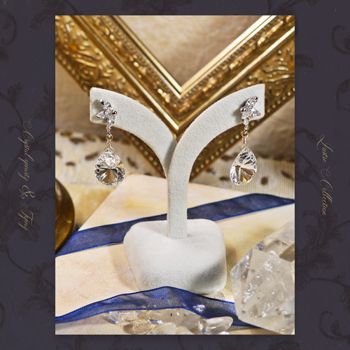 Silver925 クリスタルクォーツ cz 水晶 ピアス ペアシェイプ