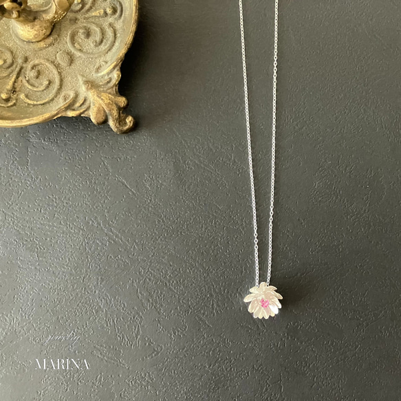 {ジルコニア｝ Lotus 蓮の花のネックレス silver 1枚目の画像