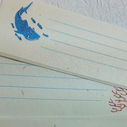 ジンベイザメの一筆箋  月桃紙 4枚目の画像