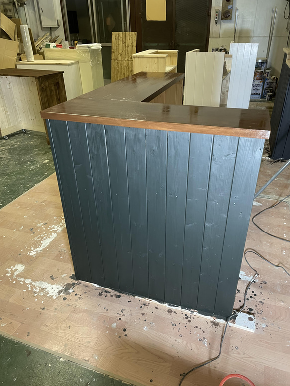 L型カウンター　　レジカウンター 