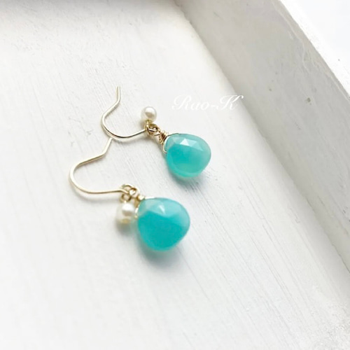 14kgf水色カラーカルセドニー&淡水パールピアス