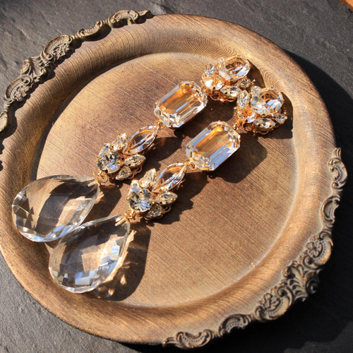 新作スワロフスキー 水晶 ウェディングアクセサリー 大ぶり ピアス 