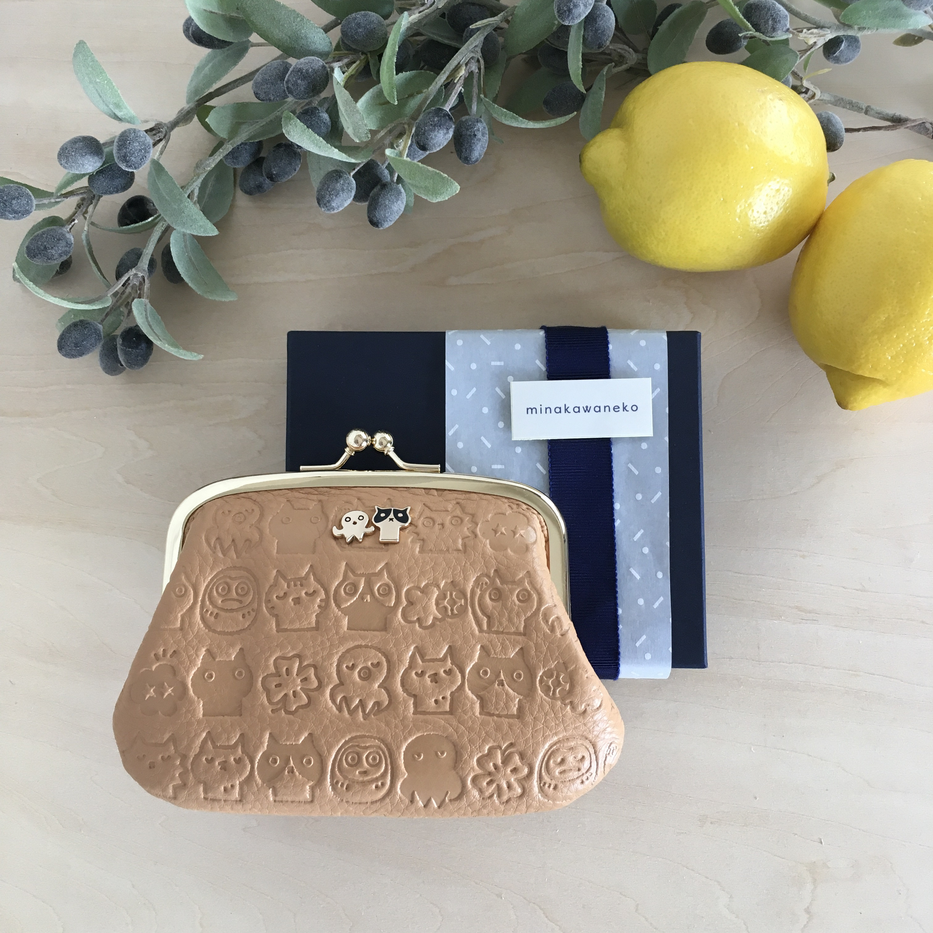 楽しく使える本革がま口財布★えんぎモノグラムシリーズ★送料無料