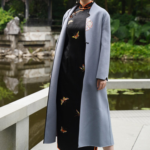 インターアクトチャイナ ハンドメイド刺繡カシミアウールコート