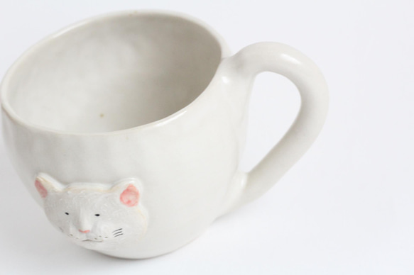 【動物マグカップ】白猫（受注生産） 2枚目の画像
