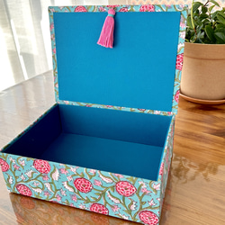Blue Botanical Cartonnage Accessory Box (L size) Pink tassel 第2張的照片