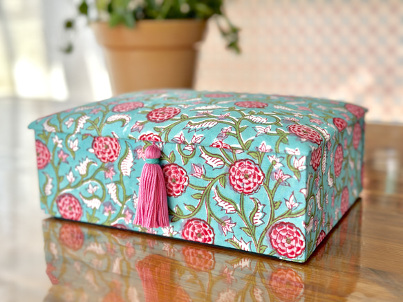 Blue Botanical Cartonnage Accessory Box (L size) Pink tassel 第6張的照片