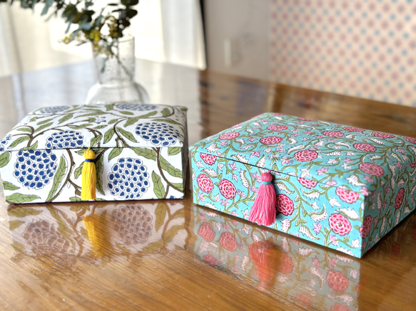 Blue Botanical Cartonnage Accessory Box (L size) Pink tassel 第7張的照片