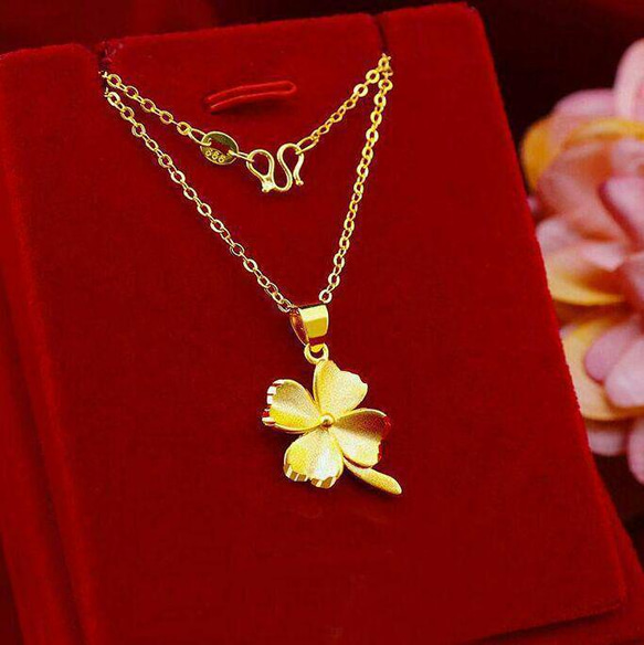 K18金製 18金 フラワー クローバー ネックレス 新品未使用 純金 激安 K18 ダイヤモンド フラワー ネックレス ゴールド 18金 18k 天然