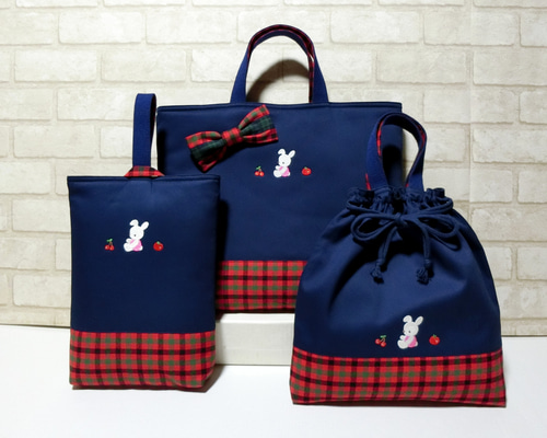 【新品未開封】うさぎ柄レッスンバッグ、巾着3点セット 新品未開封】うさぎ柄レッスンバッグ、巾着3点セット 楽天市場