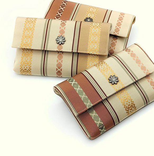 博多織：手織りの帯地で「お数珠・懐紙入れ」シルク100％の手織りの帯地・丁寧に織り上げた帯の小物 8枚目の画像